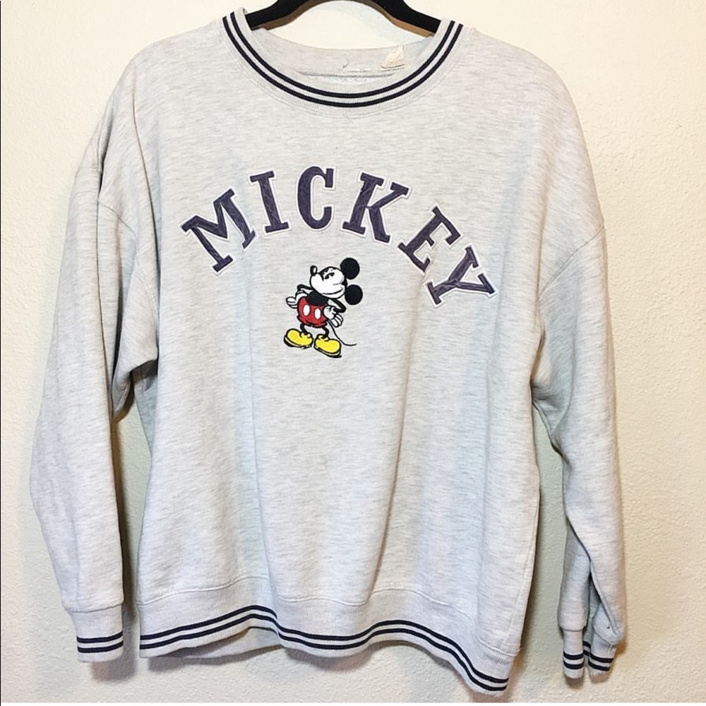 VTG mickey Ringer Pull Over Sweater